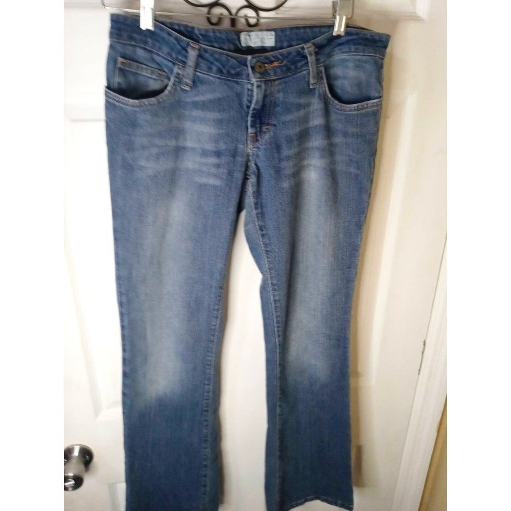 AMERICAN EAGLE JEANS SIZE 6 REG
